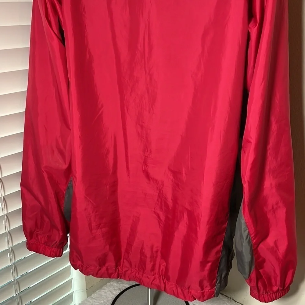 THE North Face Lined Windbreaker Size Medium